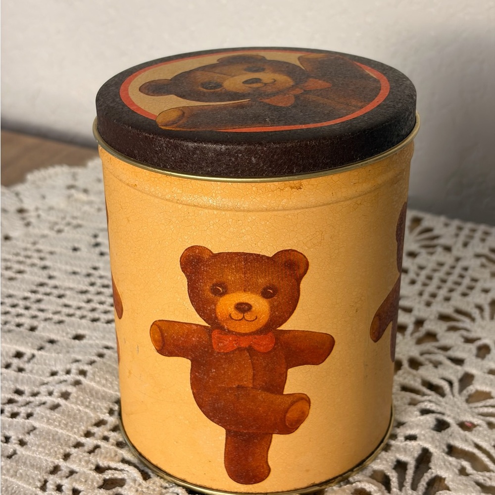 🧸✨ Vintage 1983 Bristol Ware Teddy Bear Tin Jar – Made in USA ✨🧸